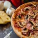 meniu-pizza-adelina-timisoara-pizza-mamamia-livrare-02 Pizza Adelina cu salam, șuncă și ciuperci + Pizzeria Mama Mia – Rețete italiene autentice. Livrare GRATUITĂ în Timișoara și comunele din jur.