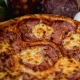 meniu-pizza-salami-timisoara-pizza-mamamia-livrare-04 Pizza Salami cu salam uscat Milano și cașcaval + Pizzeria Mama Mia – Rețete italiene autentice. Livrare GRATUITĂ în Timișoara și comunele din jur.